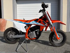 Betonzäune / Granitsteiner / Gartendeko