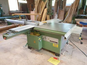 Fitnessstudio Betriebsauflösung - großes Studio - Cardio / Kraft / Spinning und allerhand Zubehör