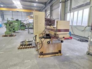 Anhänger / Bauzubehör / Fitnessgeräte / Infrarotkabine