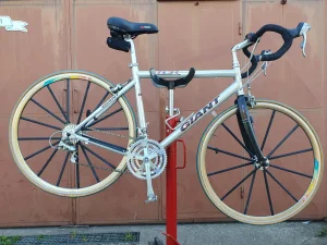 Anhänger / Bauzubehör / Fitnessgeräte / Infrarotkabine