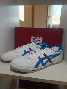 Kleidung / Schuhe / Elektronik