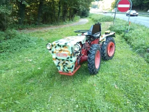 Weingartentraktor