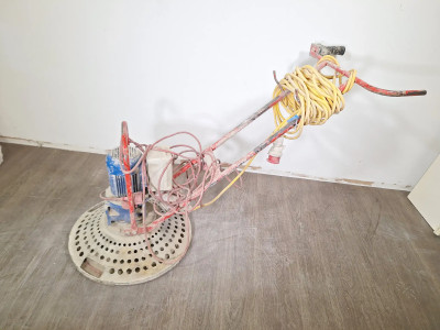Art. 704058