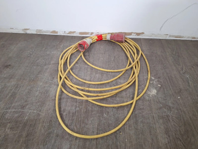 Art. 704080