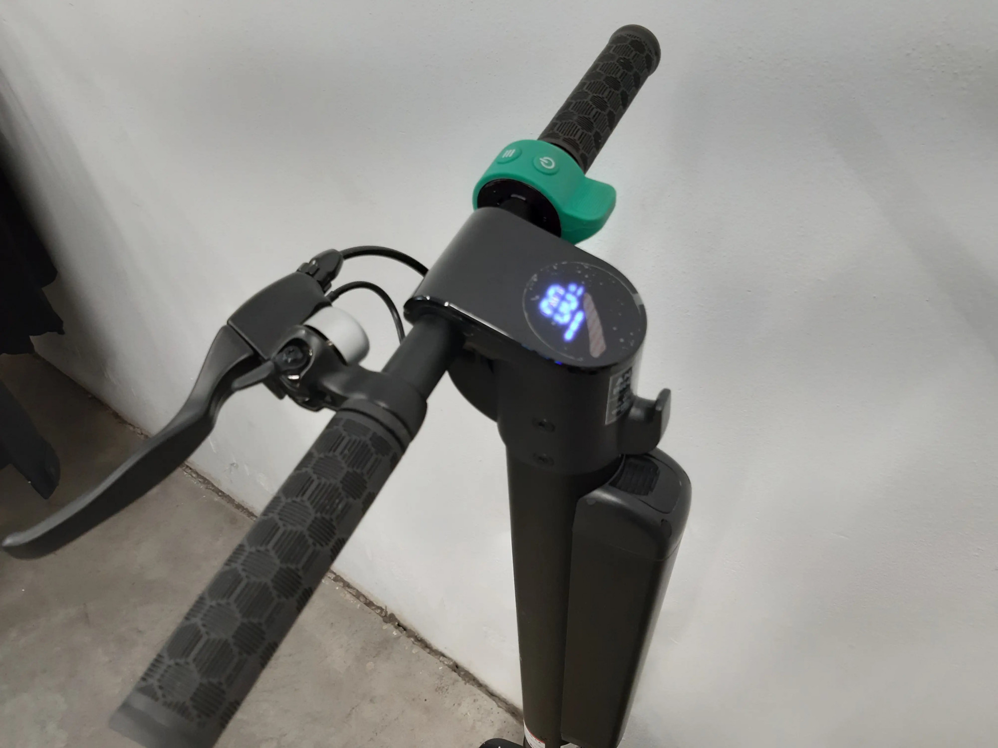 ÖVG Versteigerungen Artikel Nr. 514224 Augment Scooter