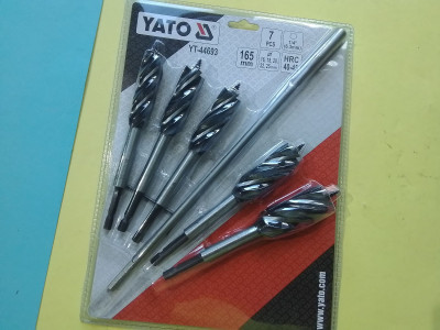 Art. 159318