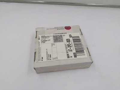 Art. 689458