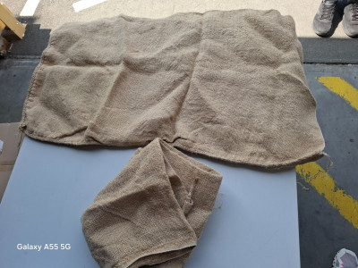 Art. 185472