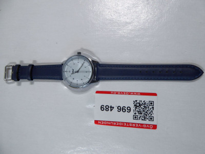 Art. 696489