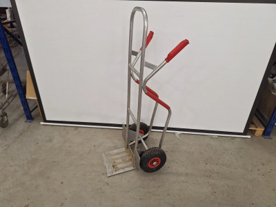 Art. 582667