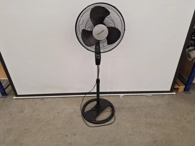 Art. 582676