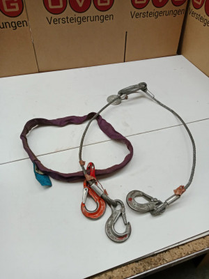 Art. 102748