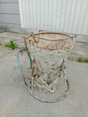 Art. 102753