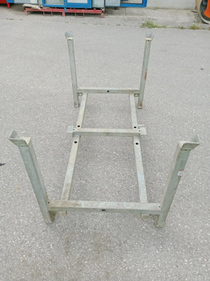 Art. 102758