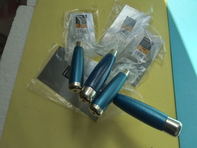 Art. 794832