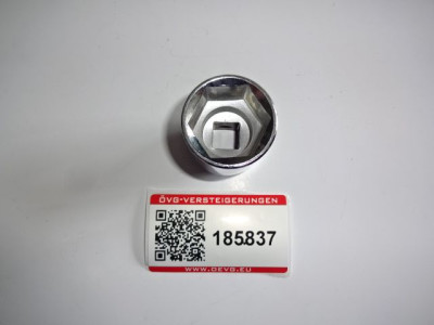 Art. 185837