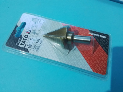 Art. 548849
