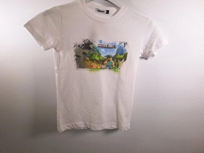 Art. 557878