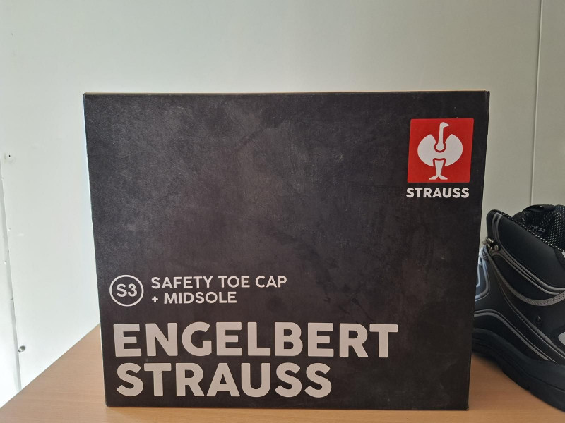 (c) ÖVG Versteigerungs GmbH